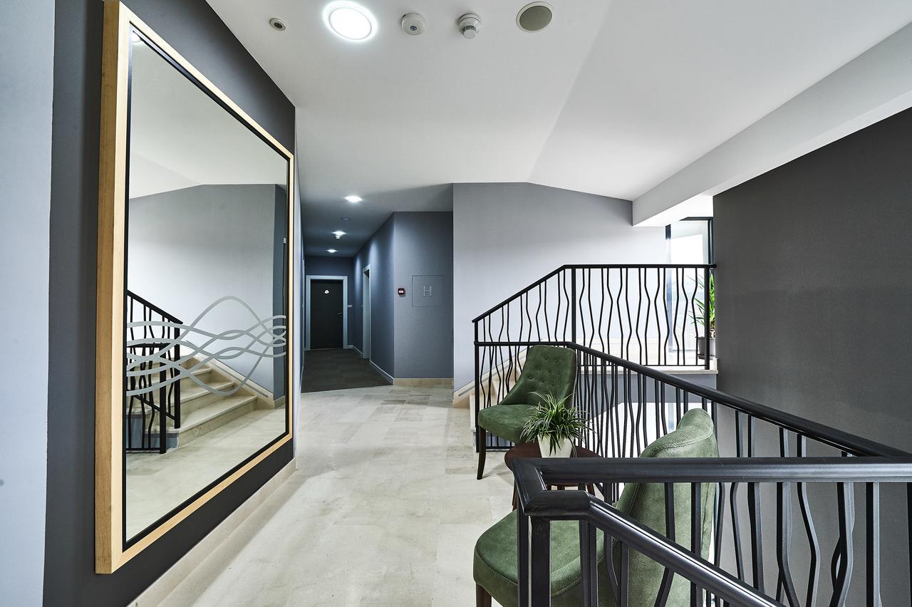 פודגוריצה Perla Residence Hotel & Spa מראה חיצוני תמונה