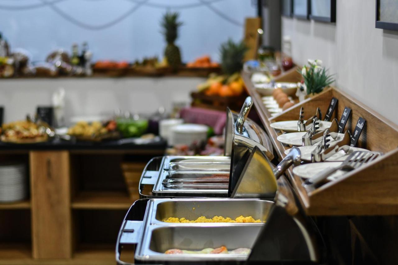פודגוריצה Perla Residence Hotel & Spa מראה חיצוני תמונה